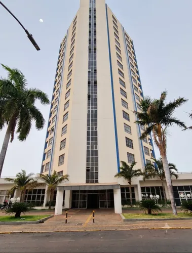 Apartamento com 2 Quarto(s) e 1 banheiro(s) para Alugar, 60 m² por R$ 2400 / Mês