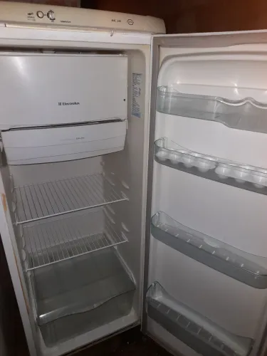 Geladeira electrolux 1 porta 