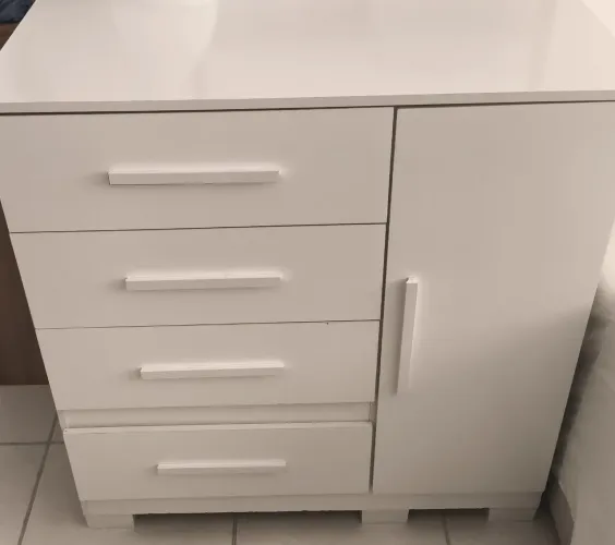 Cômoda Armário