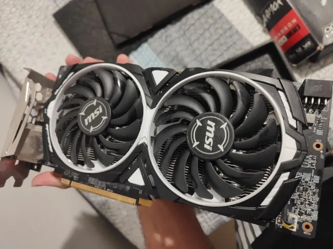 Placa de vídeo original AMD Radeon RX 580 8 GB MSI ARMOR