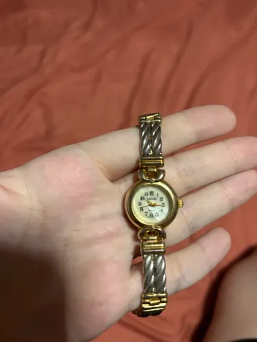 Relógio Vintage anos 50 Prata com dourado e visor de madre pérola