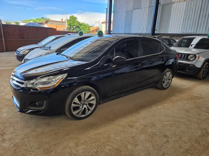 Citroen C4 Lounge Tendance 2.0 Flex 4P Aut. 2015