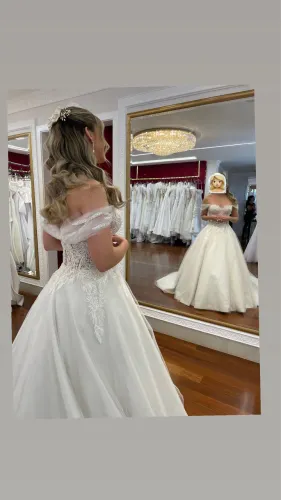 Vestido de Noiva Romântico Fernando Peixoto com alça removível