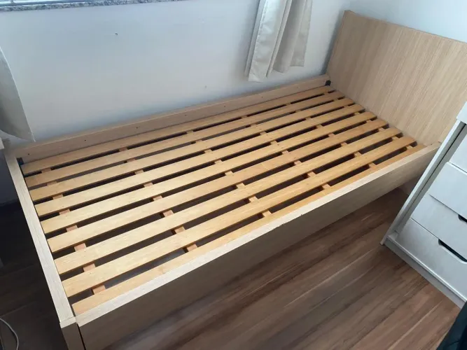 Cama solteiro King 2,10mt X 1,00mt + colchão Maxflex na média da cama