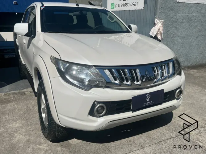 Mitsubishi L200 Triton Sport GLS 2.4 CD Diesel Mec. 2018