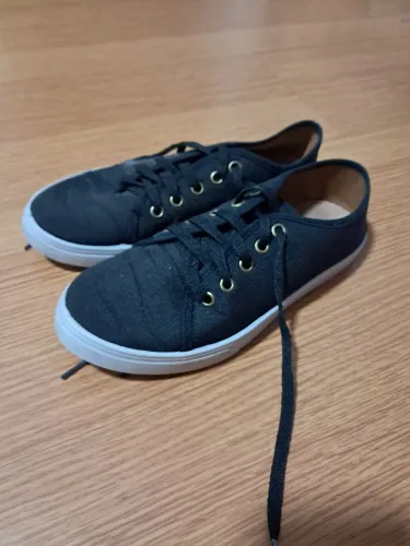 Tênis Preto