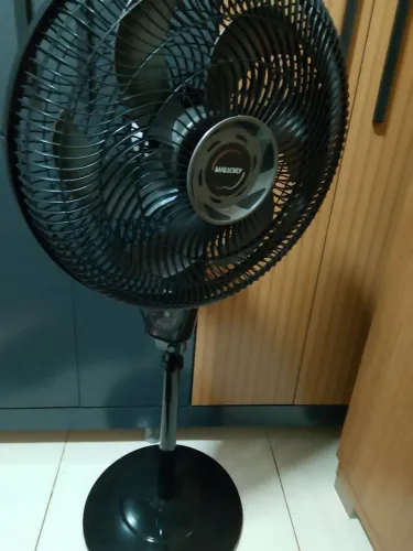 Vendo usado poucas vezes.