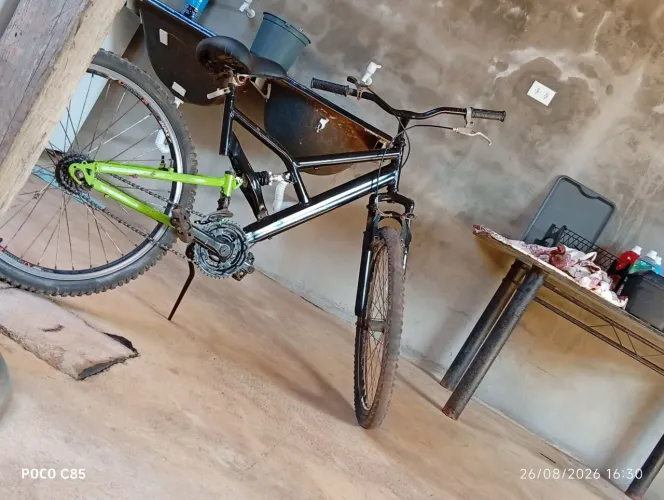 Vendo bicicleta 250 reais 