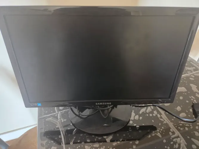 Monitor Samsung 19"