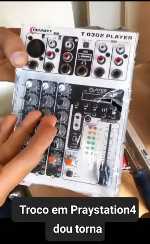 MESA :TARAMPS troco com praystation 4.dou torna. 