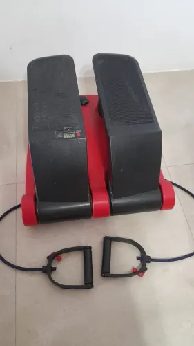 Simulador de caminhada - Air Climber - Polishop