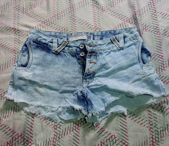 Short Jeans