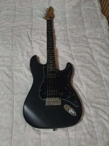 Guitarra Giannini g102 + Cuvave Cube baby