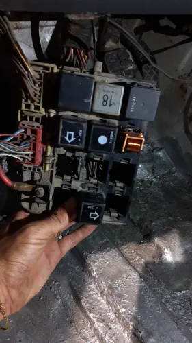 Eletricista automotivo , socorro na rua , na sua residência *
