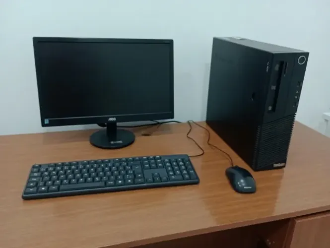 Computador Completo Intel Core i5 / 8GB RAM / SSD 224GB + Monitor AOC