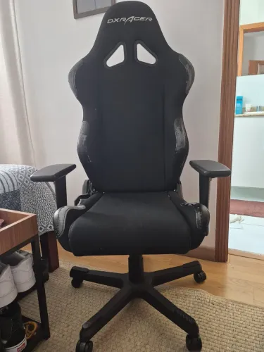 Cadeira DXRacer Racing (RW01-N)