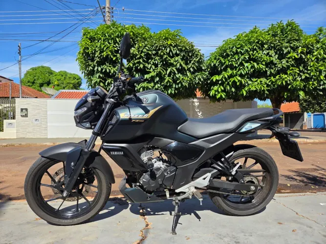 FZ 15 2025 5MIL KM