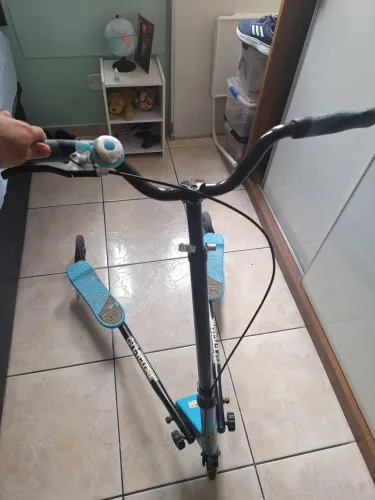Patinete de 3 rodas - cyclone