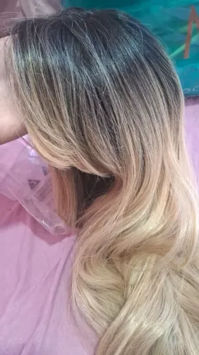 Peruca loira ombre hair com franja