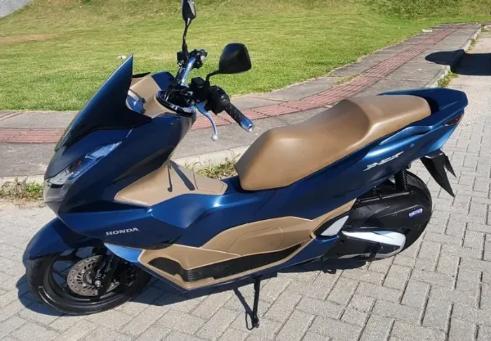 PCX 160 DLX ABS 2024