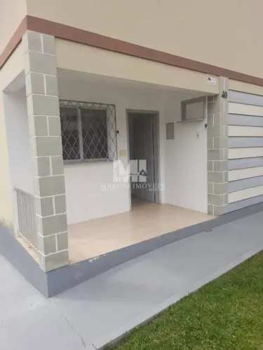 Imóvel para aluguel possui 60 metros quadrados com 2 quartos em Centro - Barra Velha - SC
