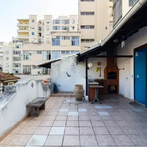 CASA EM CONDOMÍNIO- BOTAFOGO