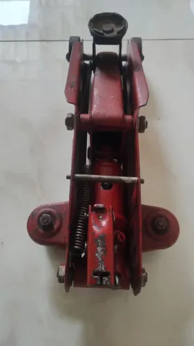 Macaco hidráulico 2T