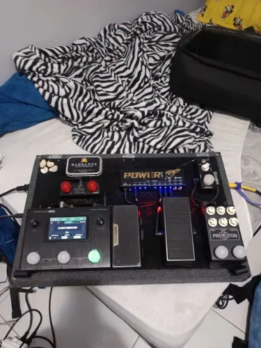 Pedalboard de guitarra completo