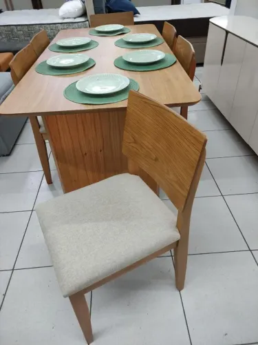 Mesa Ipanema tampo de madeira 