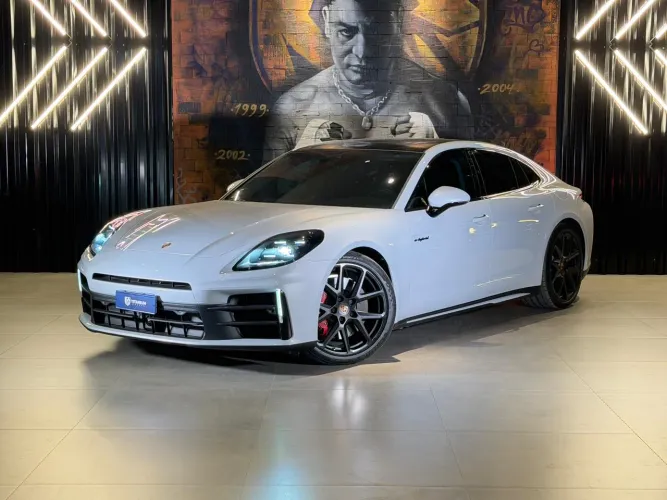 Porsche Panamera 2025