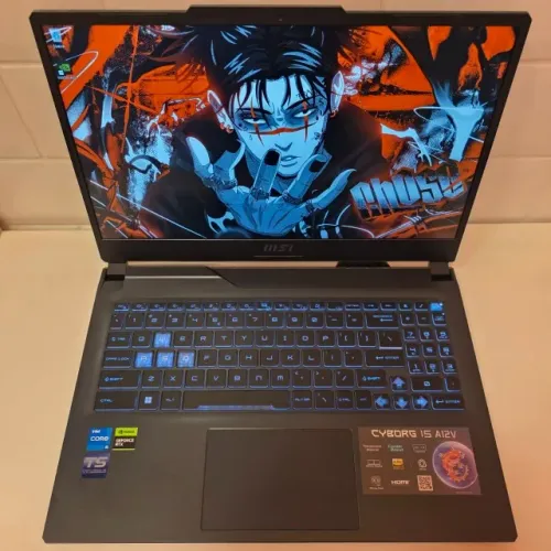 Notebook MSI Cyborg i5 12th - 16GB Ram - RTX 4050 (6Gb) - 512Gb SSD