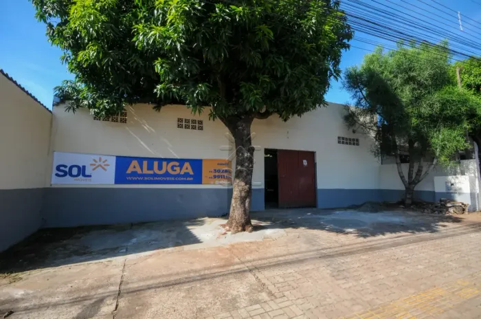 Casa + Barracão para locação, Jardim Petrópolis - Foz do Iguaçu/PR