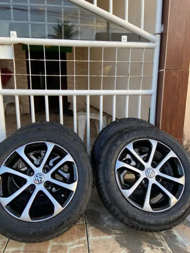 Pneu aro 14 185/60