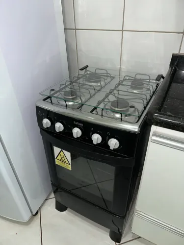 VENDO FOGÃO 4 BOCAS ITATIAIA EM ÓTIMO ESTADO