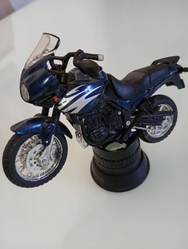 20cm Miniatura triunf Tiger maisto