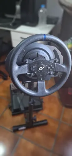 Thrustmaster t300rs gt edition +cockpit extreme