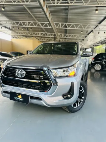 Toyota Hilux CD SRV 4X4 2.8 TDI Diesel Aut. 2022