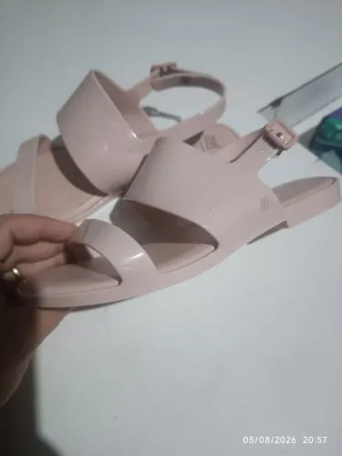 Chinelo melissa