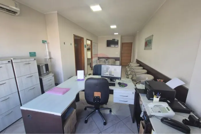 Oportunidade de Sala Comercial no Centro de SJC!