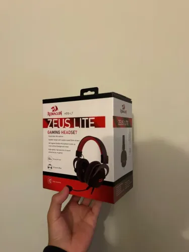 Fone Redragon Zeus Lite