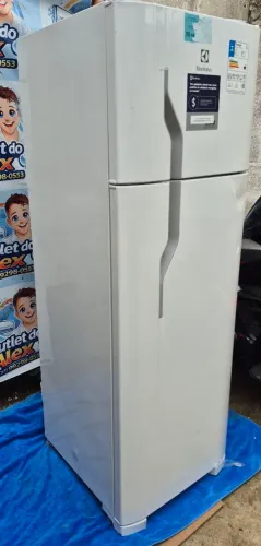 Geladeira Frost Free - Nova com garantia