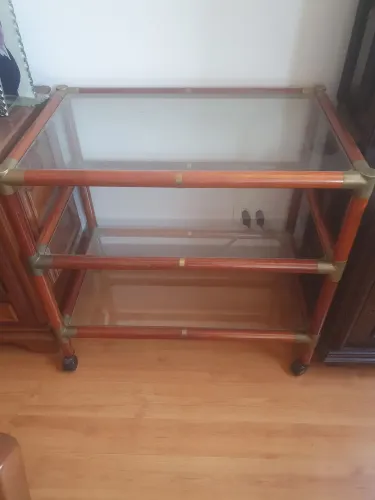 Vendo aparelho de jantar e chá 