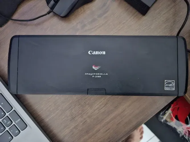 Scanner de mesa portátil Canon ImageFormula P-215II