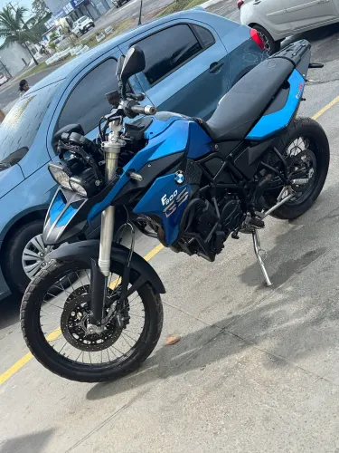 BMW f800 GS alienada