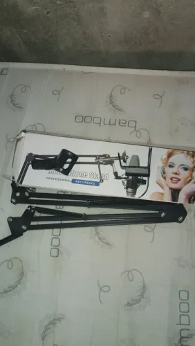 Suporte para microfone braço articulado 