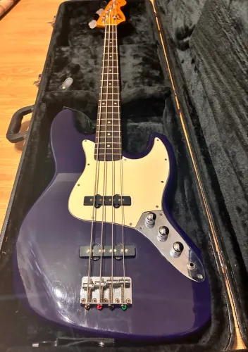 Baixo Squier Korea 4c JB - Retirar no Jabaquara