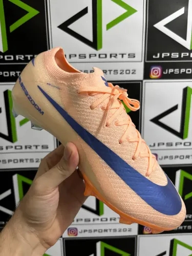 Chuteira campo Nike Mercurial