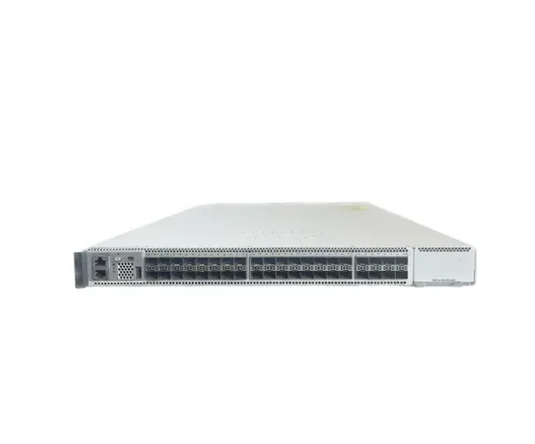 Switch Gerenciável Cisco C9500-40X-E V01 40 portas de 10 Gigabit SFP+ Layer 3
