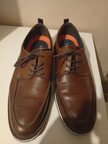 Sapato Democrata Metropolitan Type Marrom