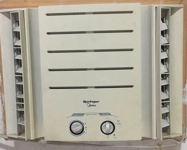Ar-condicionado janela 7500 BTUs Springer